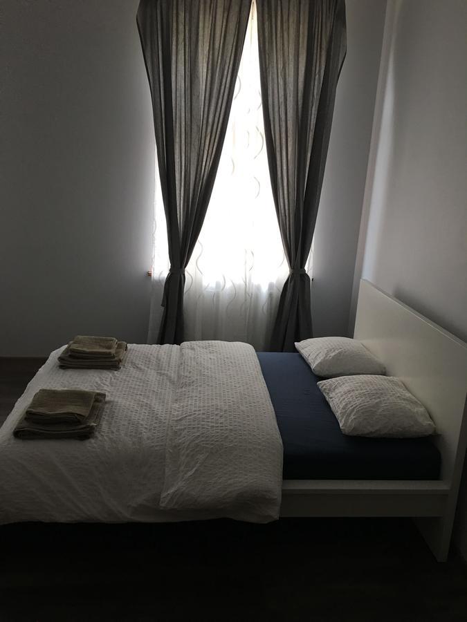 Ametyst Apartments Krakow Bagian luar foto